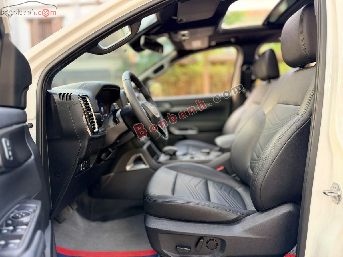 Bán ô tô Ford Everest Titanium Plus 2.0L 4x4 AT - 2024 - xe cũ