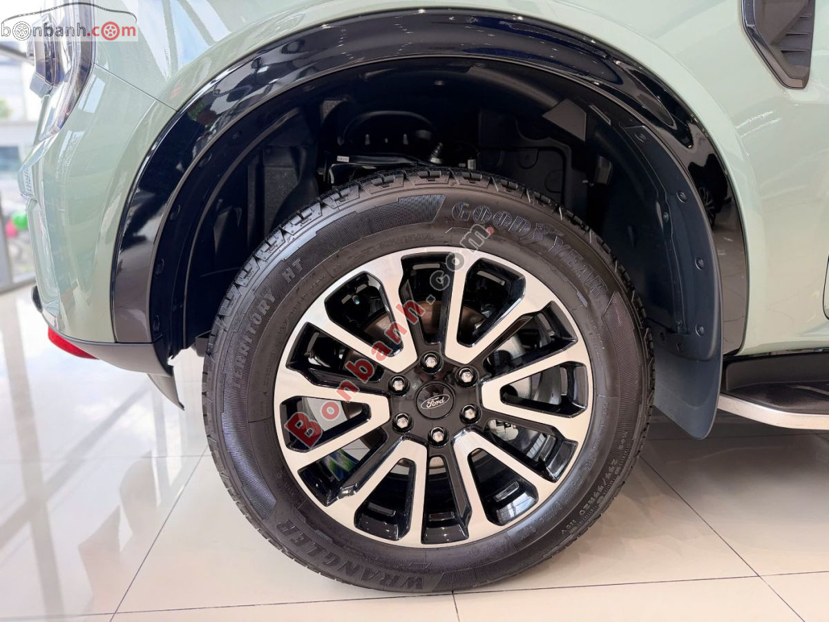Bán ô tô Ford Everest Platinum 2.0L 4x4 AT - 2026 - xe mới