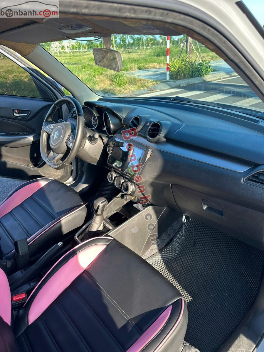 Bán ô tô Suzuki Swift GLX 1.2 AT - 2021 - xe cũ