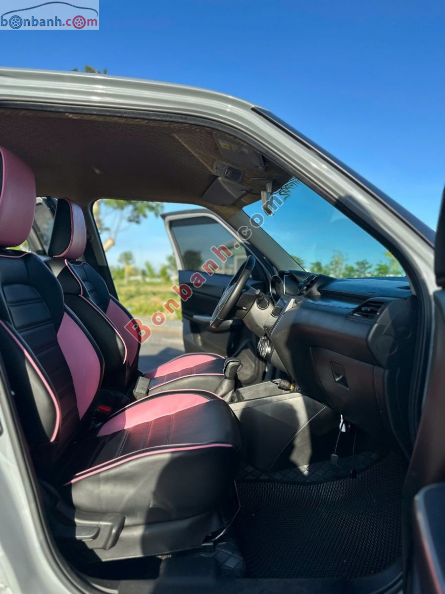 Bán ô tô Suzuki Swift GLX 1.2 AT - 2021 - xe cũ