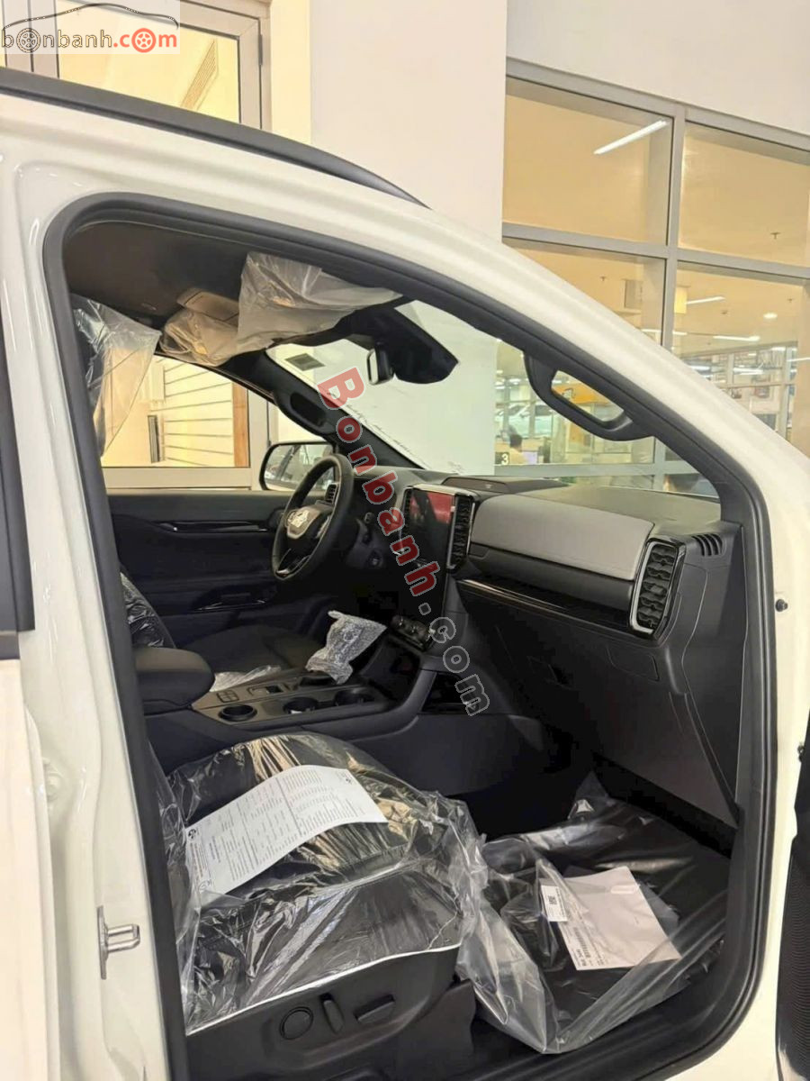 Bán ô tô Ford Everest Sport 2.0L 4x2 AT - 2026 - xe mới