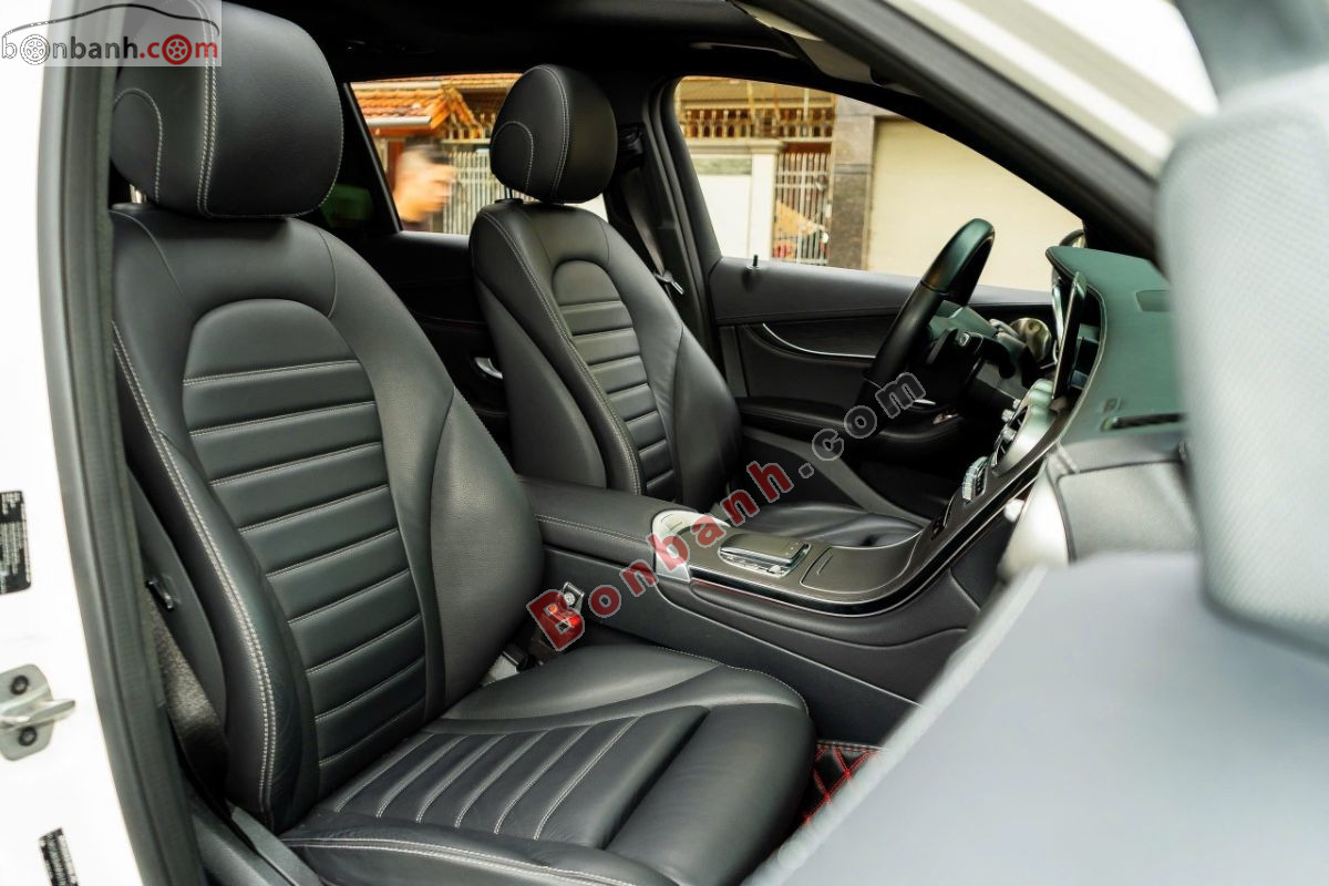 Bán ô tô Mercedes Benz GLC 300 4Matic - 2021 - xe cũ
