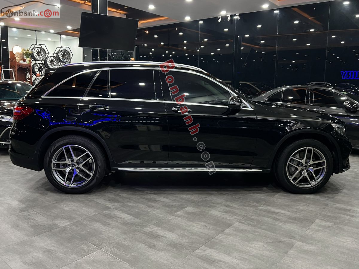 Bán ô tô Mercedes Benz GLC 300 4Matic - 2018 - xe cũ