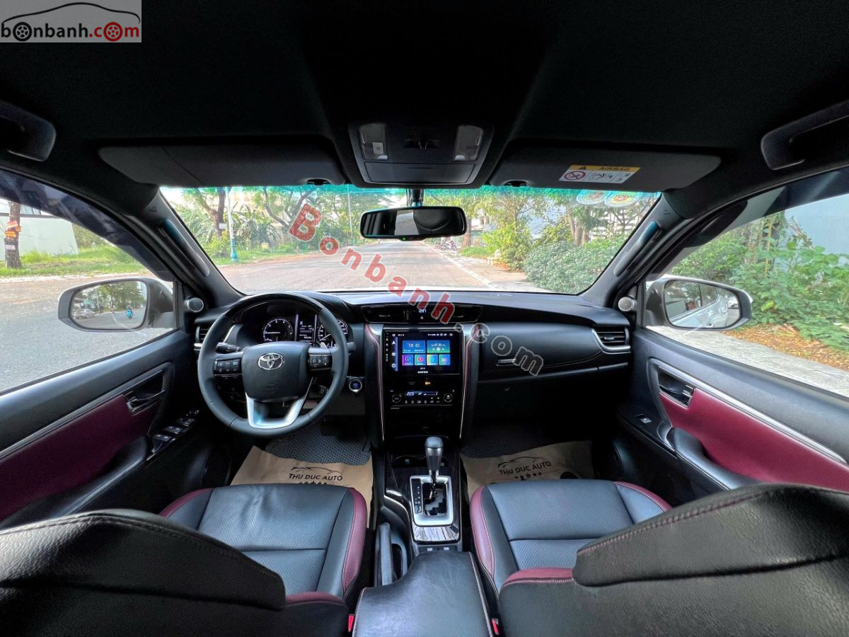 Bán ô tô Toyota Fortuner 2.4G 4x2 AT Legender - 2021 - xe cũ
