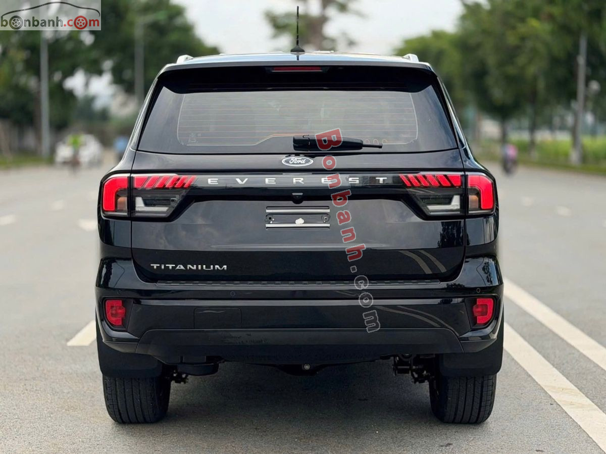 Bán ô tô Ford Everest Titanium 2.0L 4x2 AT - 2025 - xe cũ
