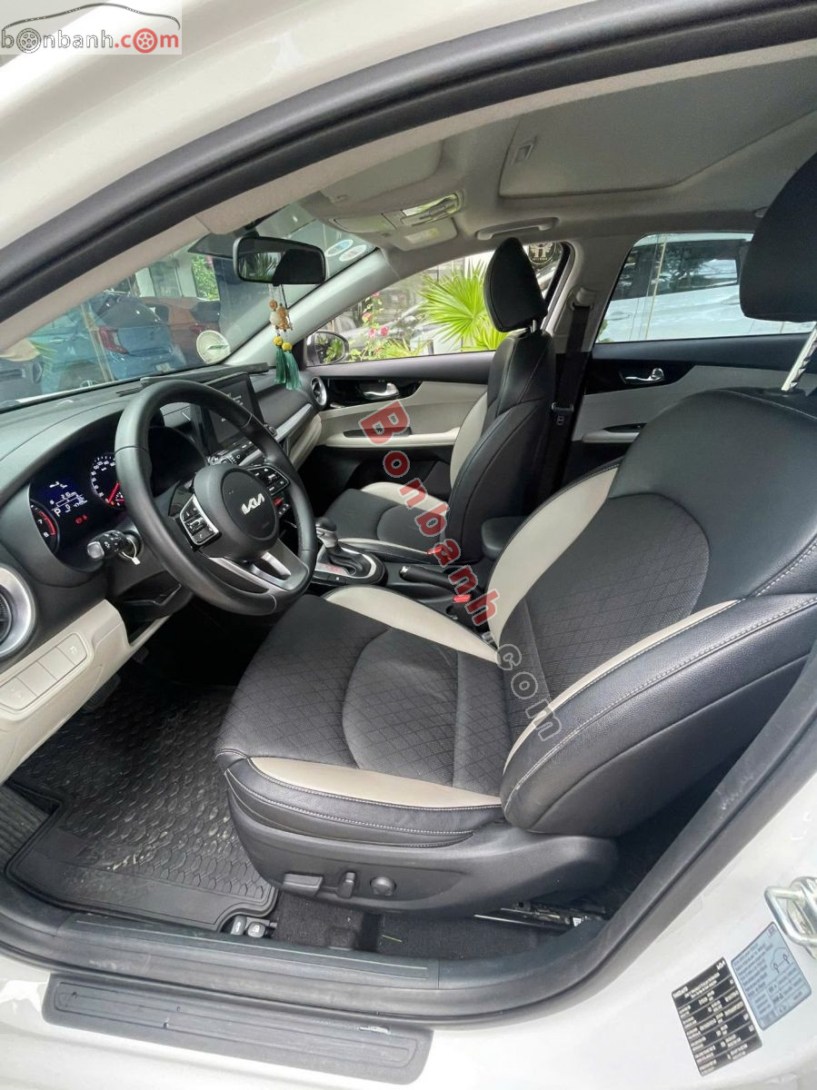 Bán ô tô Kia K3 Luxury 1.6 AT - 2023 - xe cũ