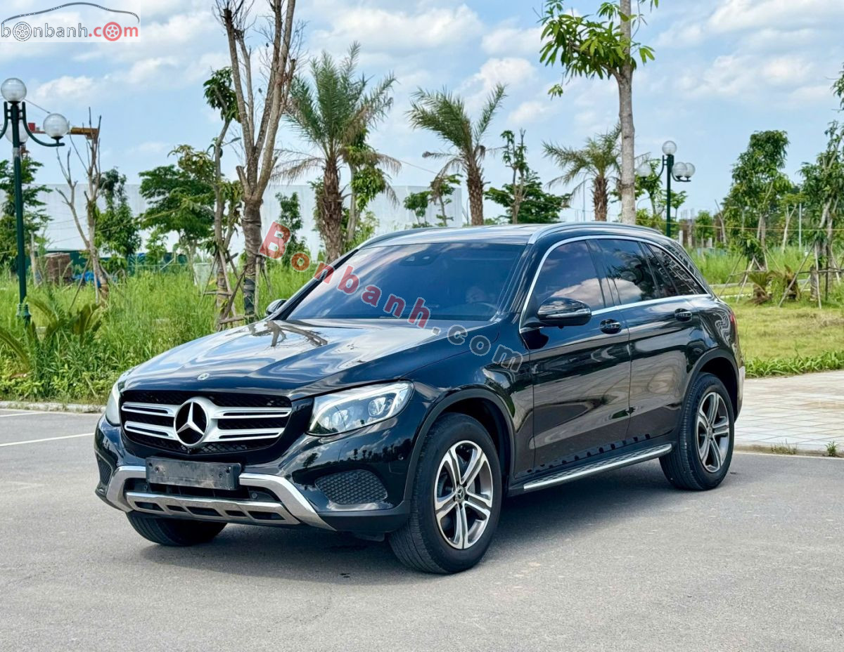 Bán ô tô Mercedes Benz GLC 250 4Matic - 2017 - xe cũ