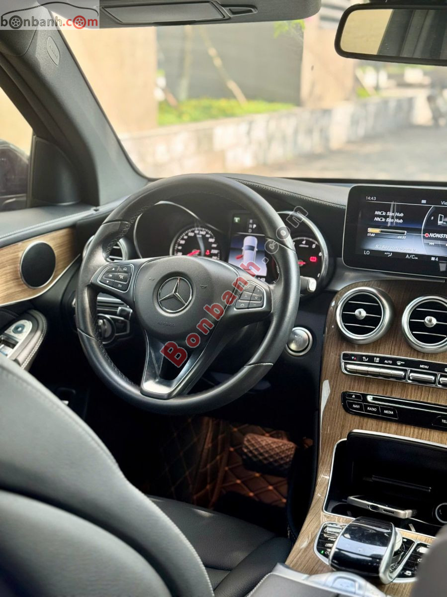 Bán ô tô Mercedes Benz GLC 250 4Matic - 2017 - xe cũ