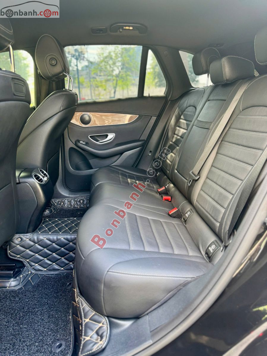 Bán ô tô Mercedes Benz GLC 250 4Matic - 2017 - xe cũ