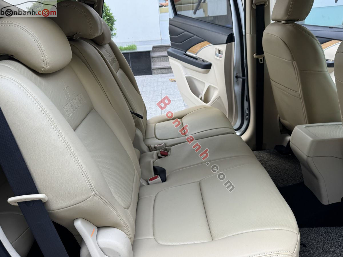 Bán ô tô Mitsubishi Xpander 1.5 AT - 2019 - xe cũ