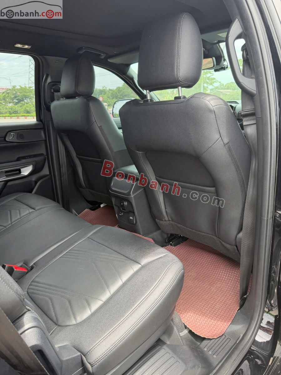 Bán ô tô Ford Everest Titanium 2.0L 4x2 AT - 2025 - xe cũ