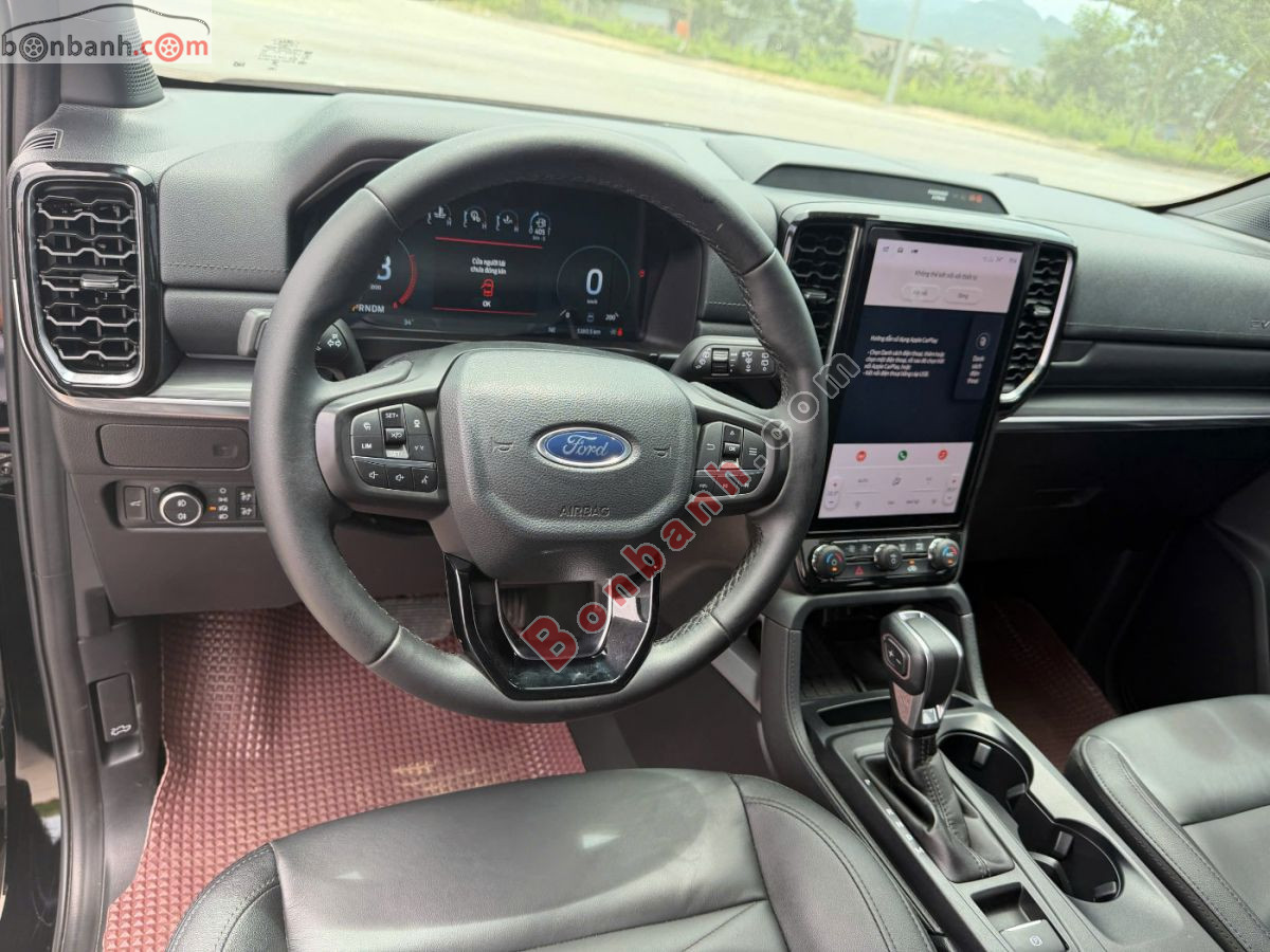 Bán ô tô Ford Everest Titanium 2.0L 4x2 AT - 2025 - xe cũ