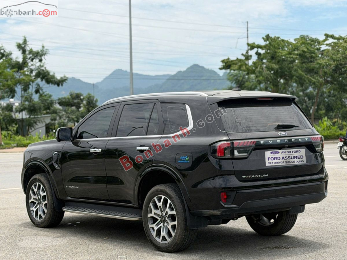 Bán ô tô Ford Everest Titanium 2.0L 4x2 AT - 2025 - xe cũ