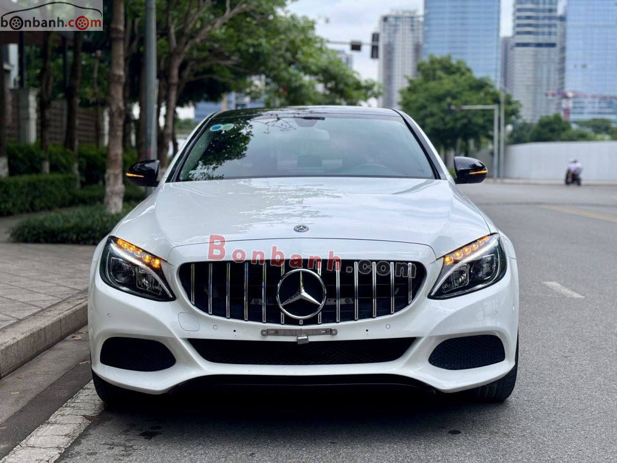 Bán ô tô Mercedes Benz C class C200 - 2018 - xe cũ