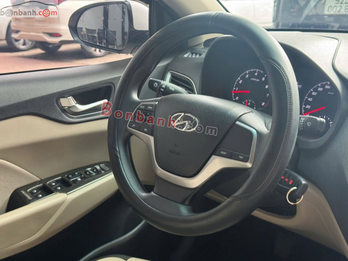 Bán ô tô Hyundai Accent 1.4 MT Tiêu Chuẩn - 2023 - xe cũ