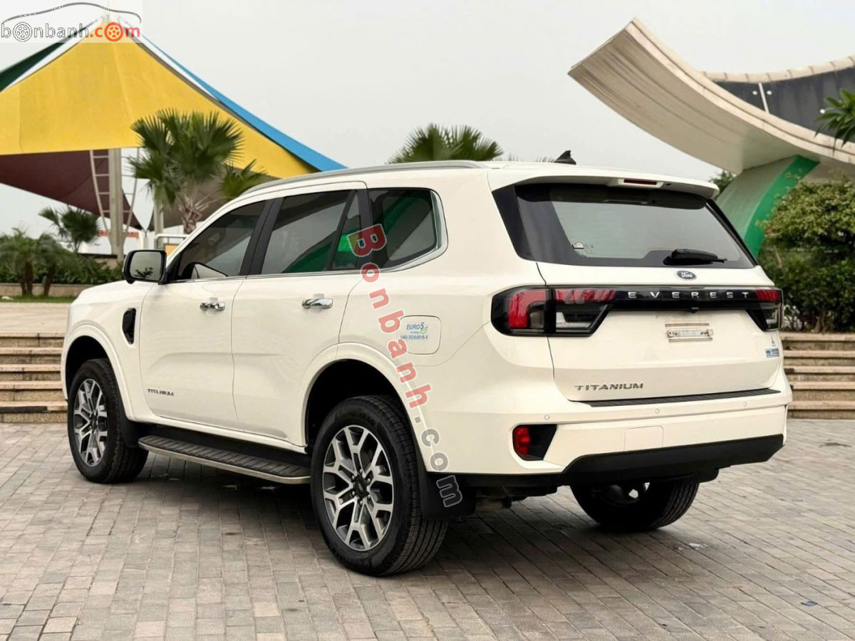 Bán ô tô Ford Everest Titanium Plus 2.0L 4x4 AT - 2025 - xe cũ