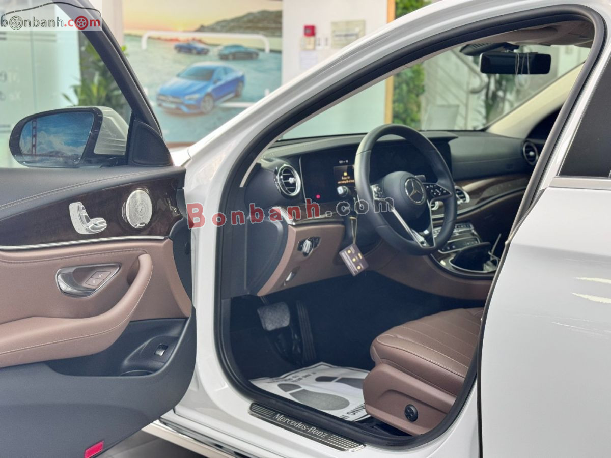 Bán ô tô Mercedes Benz E class E200 Exclusive - 2022 - xe cũ