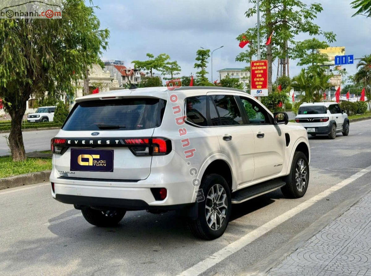 Bán ô tô Ford Everest Titanium 2.0L 4x2 AT - 2024 - xe cũ