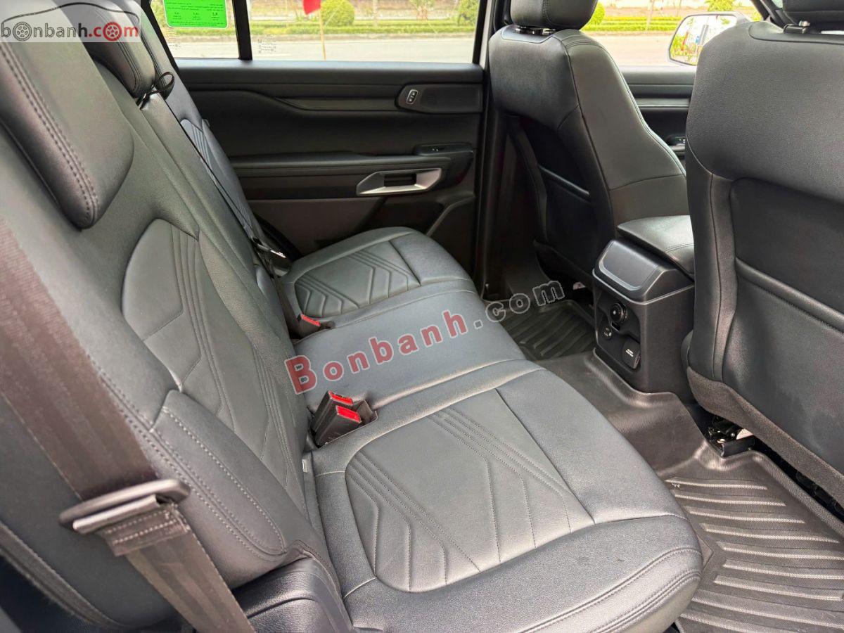 Bán ô tô Ford Everest Titanium 2.0L 4x2 AT - 2024 - xe cũ