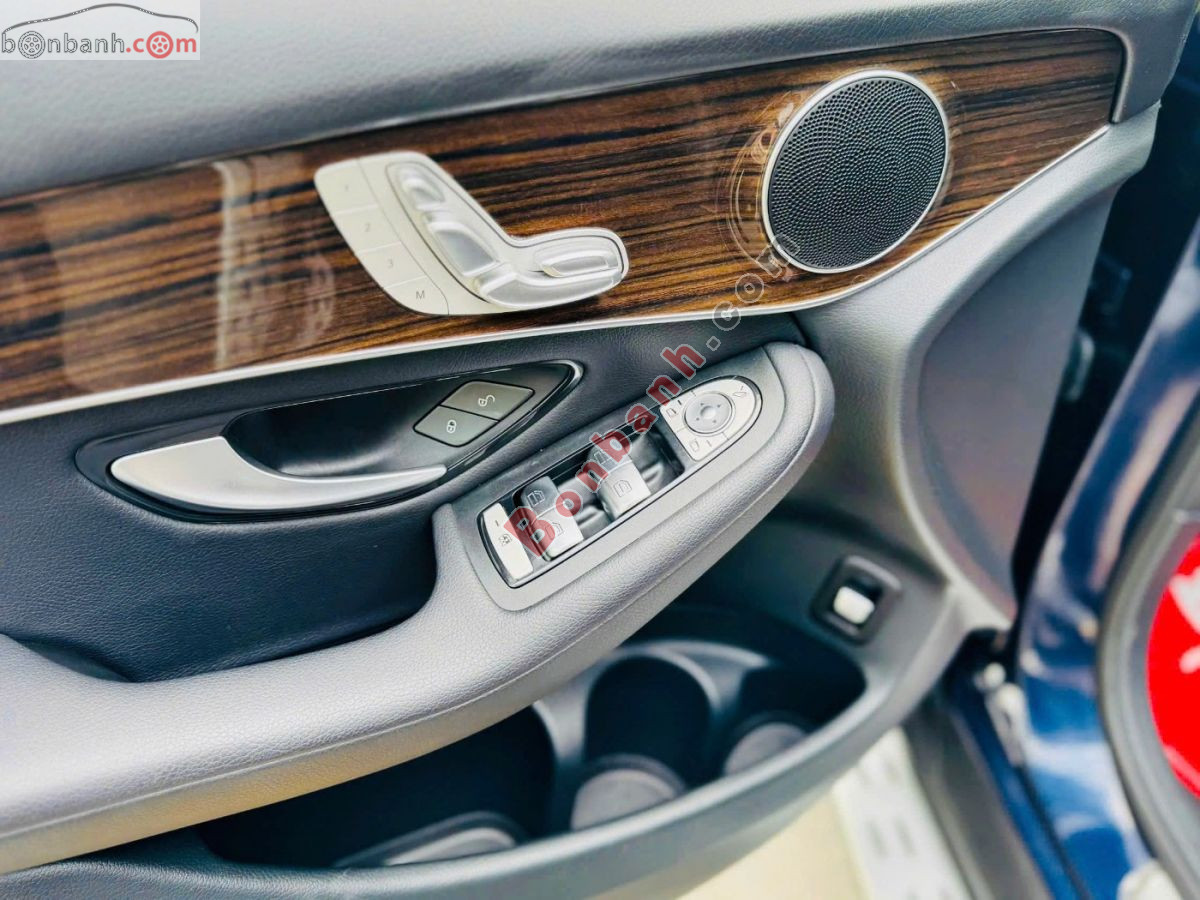 Bán ô tô Mercedes Benz GLC 200 - 2022 - xe cũ