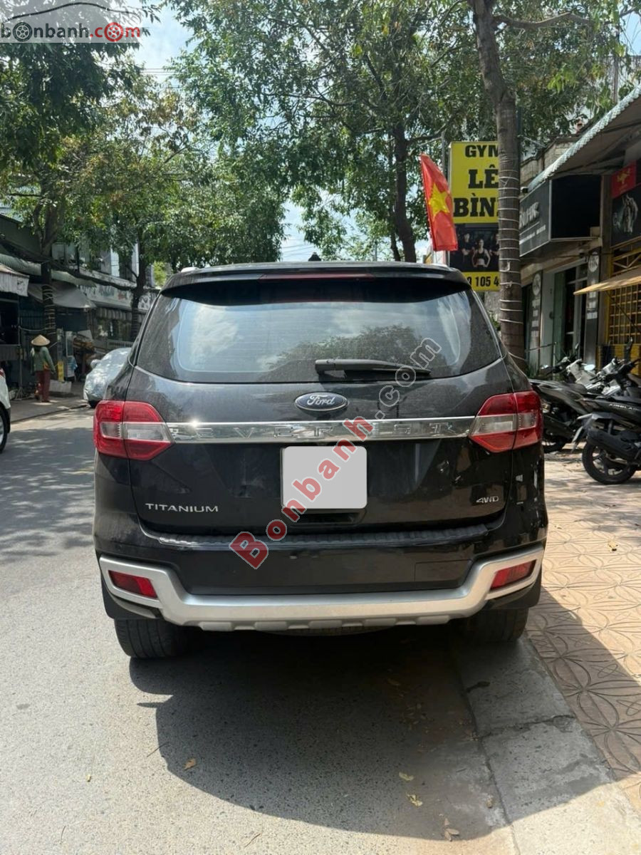 Bán ô tô Ford Everest Titanium 2.0L 4x4 AT - 2018 - xe cũ