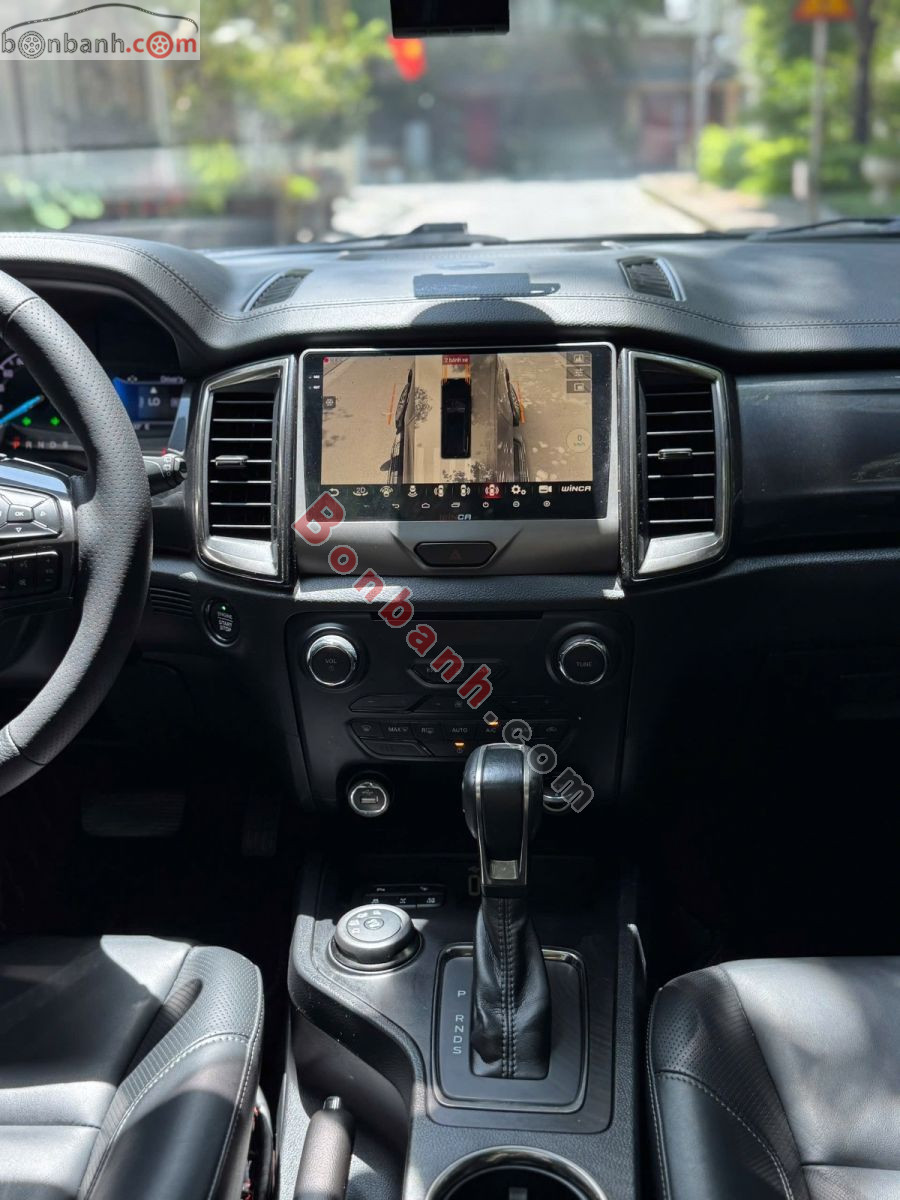 Bán ô tô Ford Everest Titanium 2.0L 4x4 AT - 2018 - xe cũ