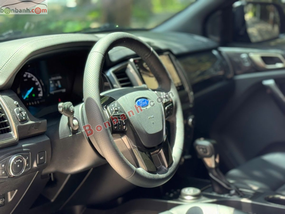 Bán ô tô Ford Everest Titanium 2.0L 4x4 AT - 2018 - xe cũ
