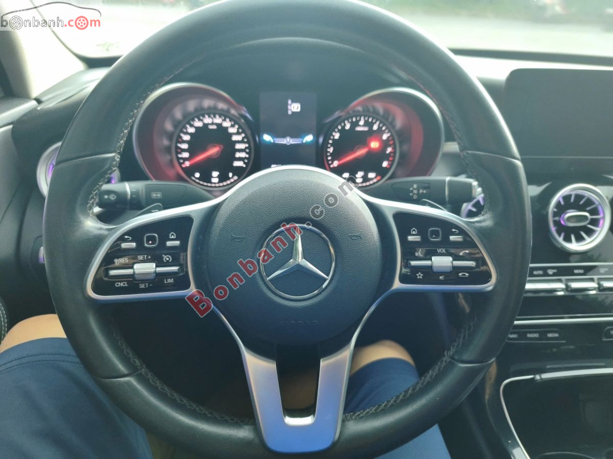 Bán ô tô Mercedes Benz C class C180 - 2020 - xe cũ