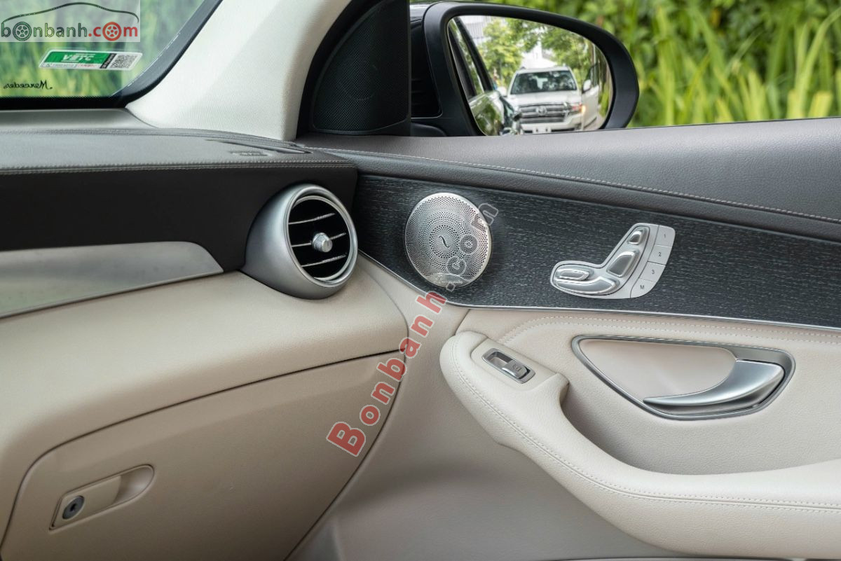 Bán ô tô Mercedes Benz GLC 300 4Matic - 2021 - xe cũ