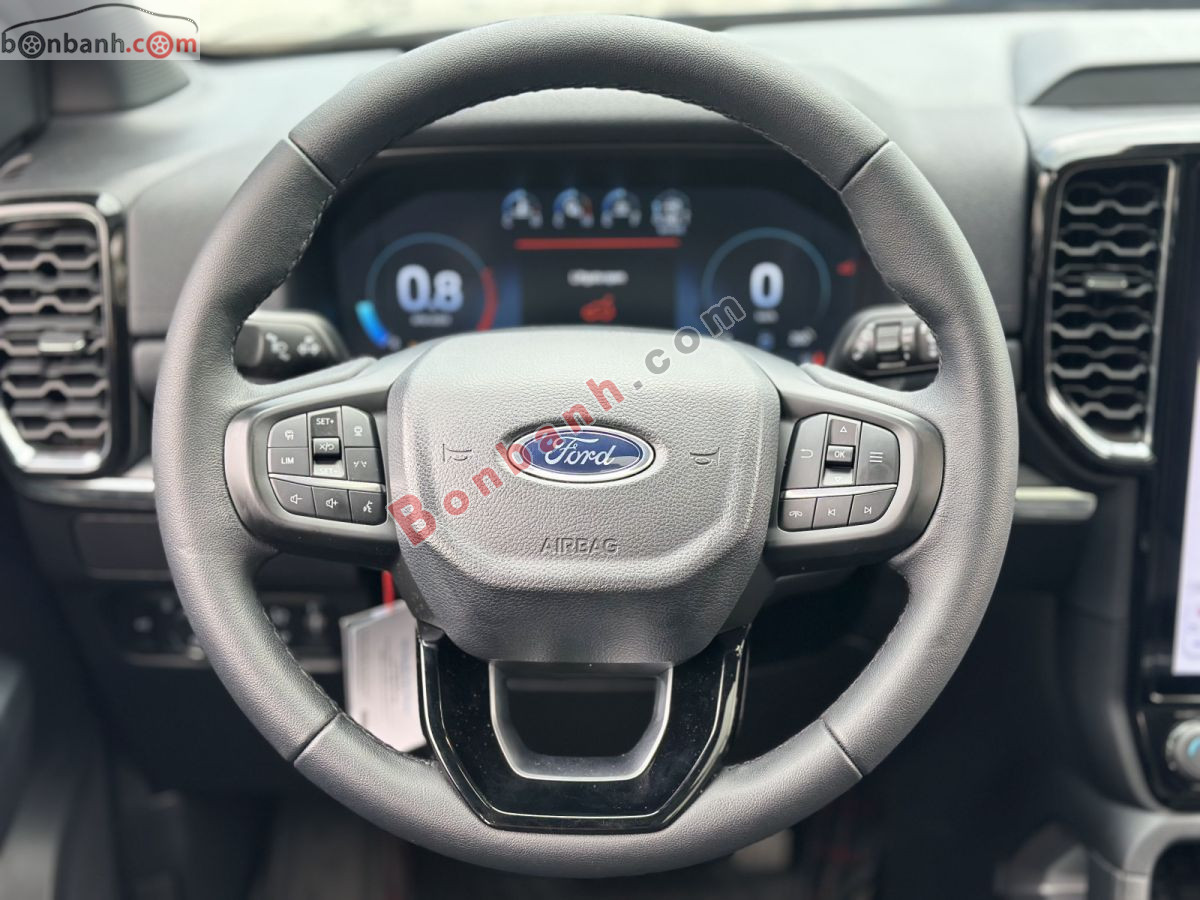 Bán ô tô Ford Everest Titanium 2.0L 4x2 AT - 2024 - xe cũ