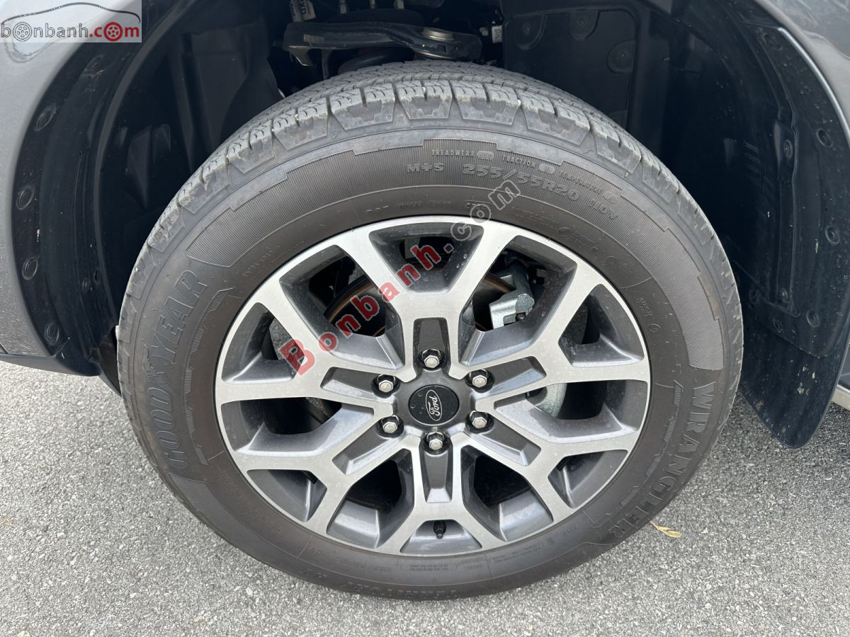 Bán ô tô Ford Everest Titanium 2.0L 4x2 AT - 2024 - xe cũ