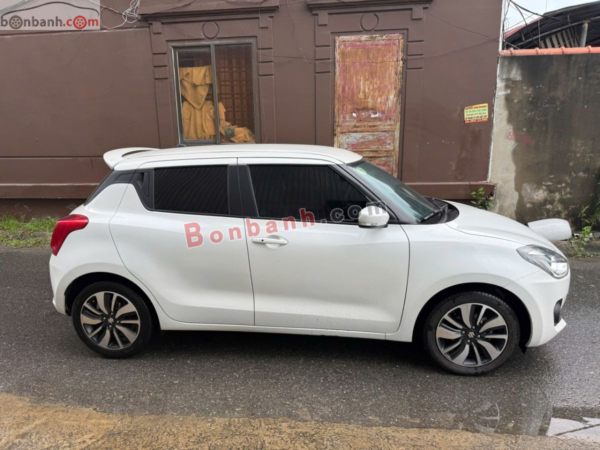 Bán ô tô Suzuki Swift GLX 1.2 AT - 2020 - xe cũ