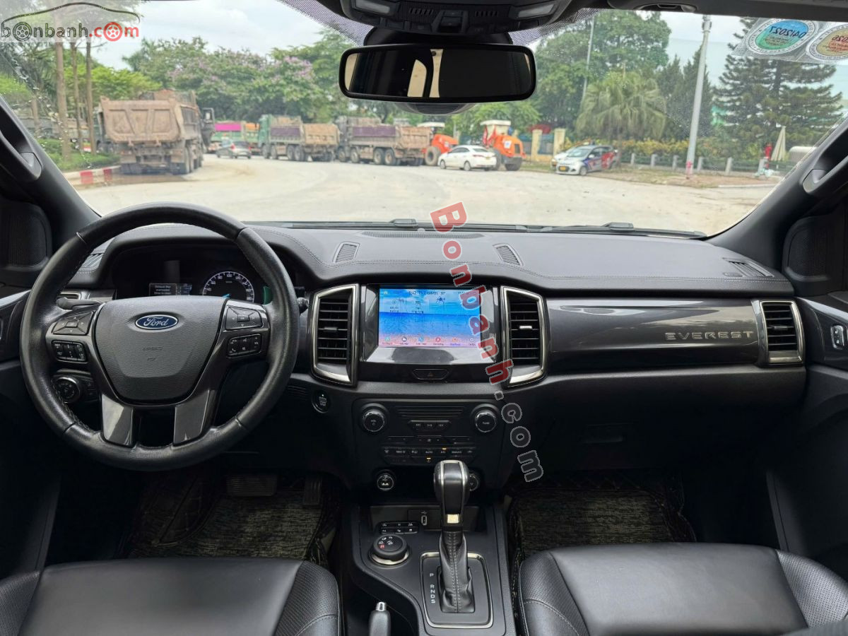 Bán ô tô Ford Everest Titanium 2.0L 4x4 AT - 2022 - xe cũ
