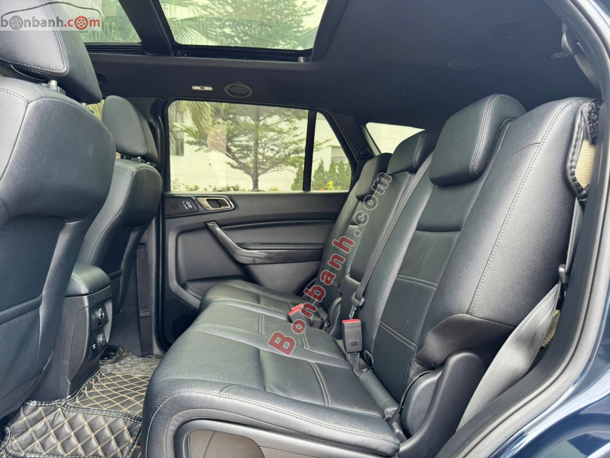Bán ô tô Ford Everest Titanium 2.0L 4x4 AT - 2022 - xe cũ