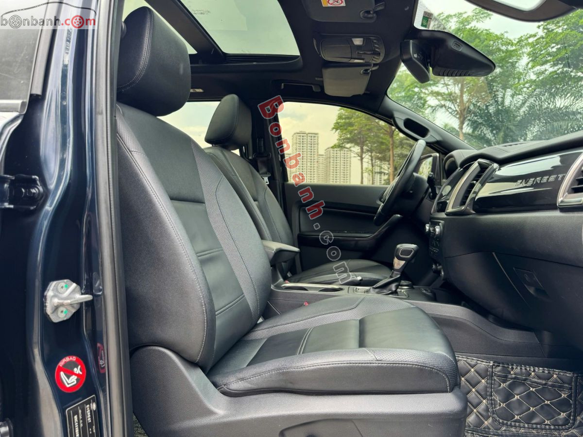 Bán ô tô Ford Everest Titanium 2.0L 4x4 AT - 2022 - xe cũ