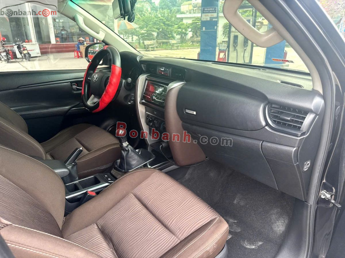 Bán ô tô Toyota Fortuner 2.4G 4x2 MT - 2017 - xe cũ
