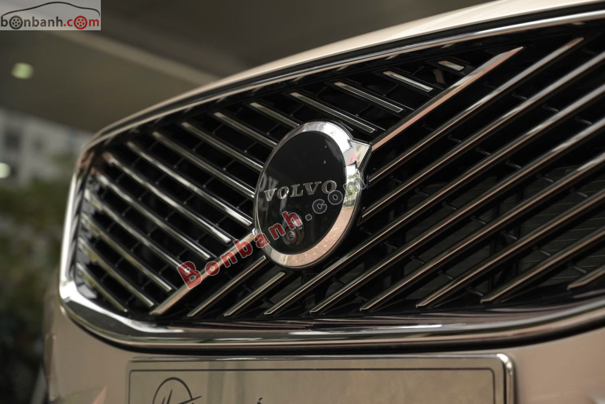 Bán ô tô Volvo XC60 Ultra B5 AWD - 2025 - xe cũ