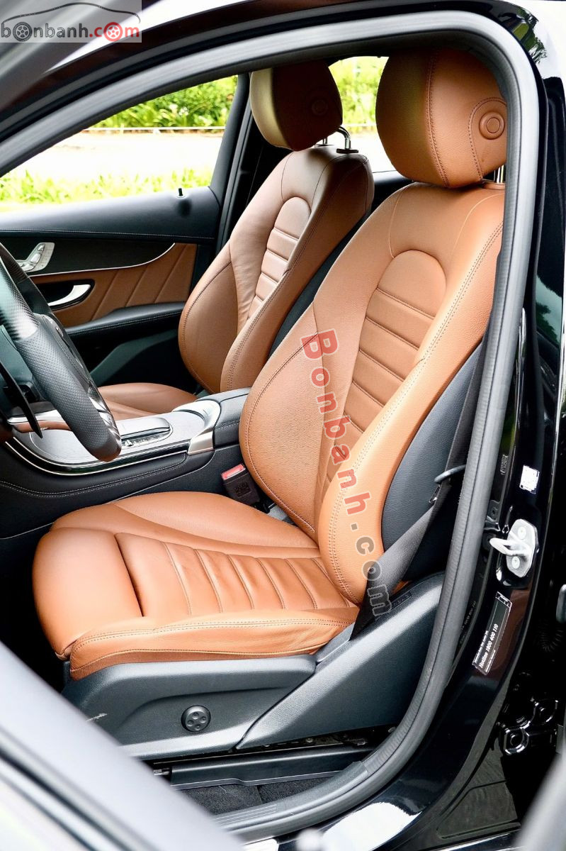 Bán ô tô Mercedes Benz GLC 300 4Matic - 2020 - xe cũ