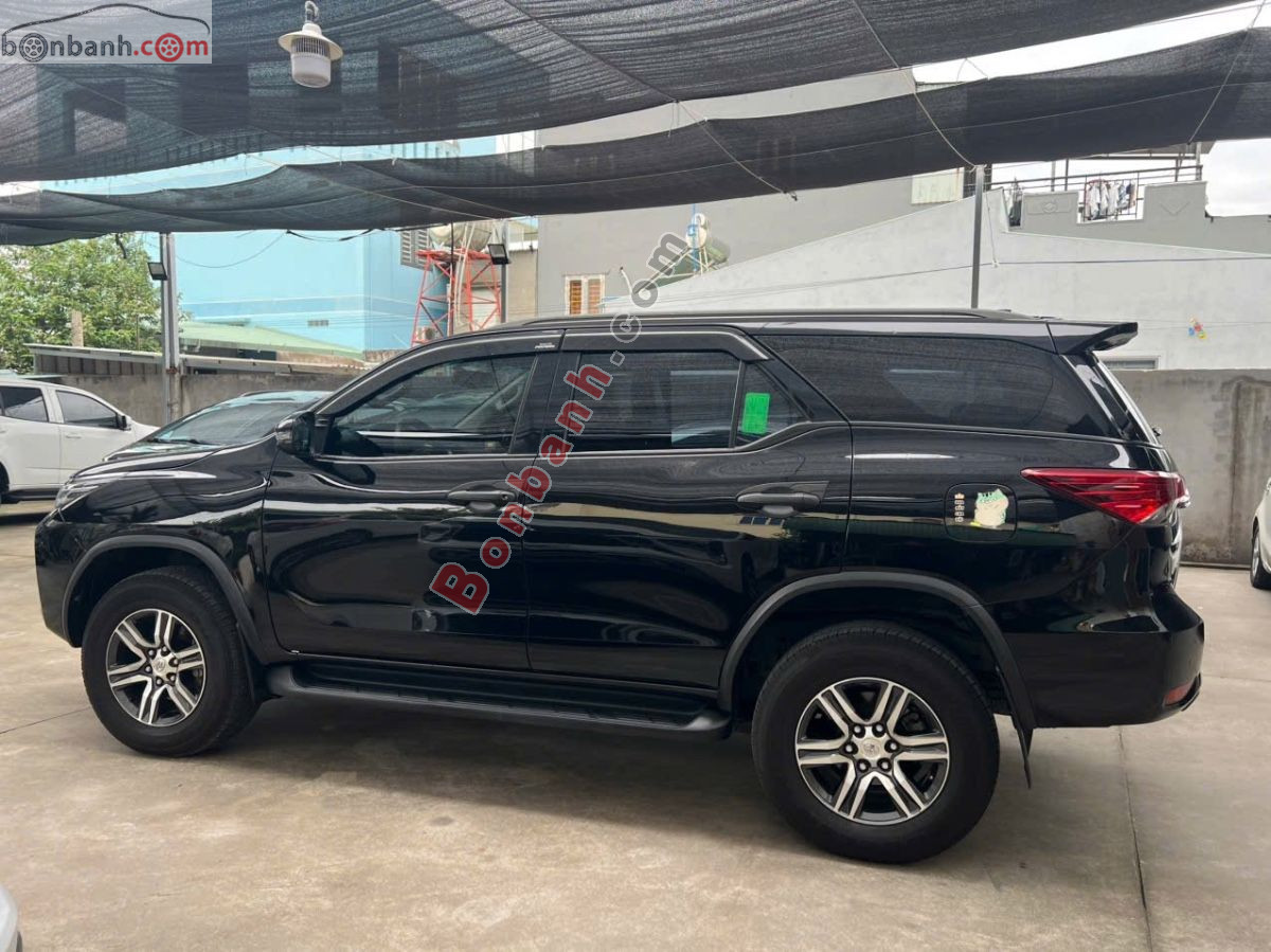Bán ô tô Toyota Fortuner 2.4L 4x2 AT - 2022 - xe cũ
