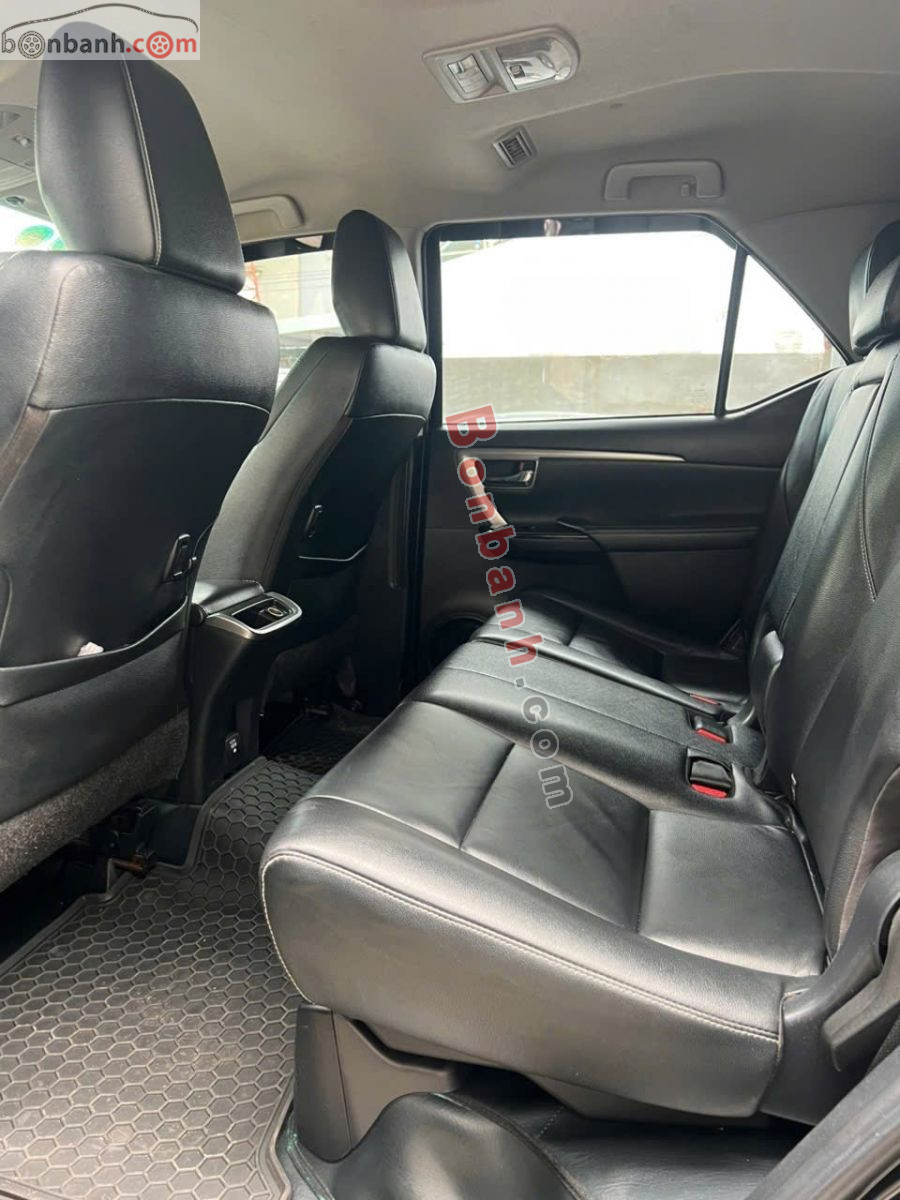 Bán ô tô Toyota Fortuner 2.4L 4x2 AT - 2022 - xe cũ