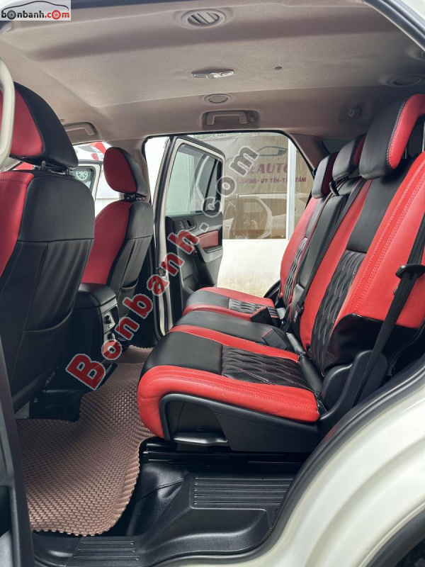 Bán ô tô Ford Everest Ambiente 2.0 4x2 MT - 2019 - xe cũ
