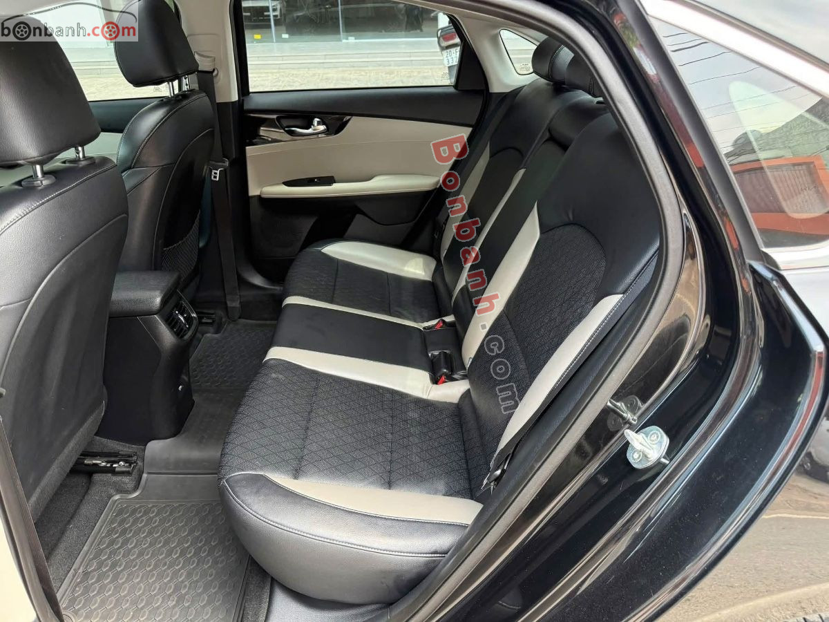 Bán ô tô Kia K3 Luxury 1.6 AT - 2022 - xe cũ