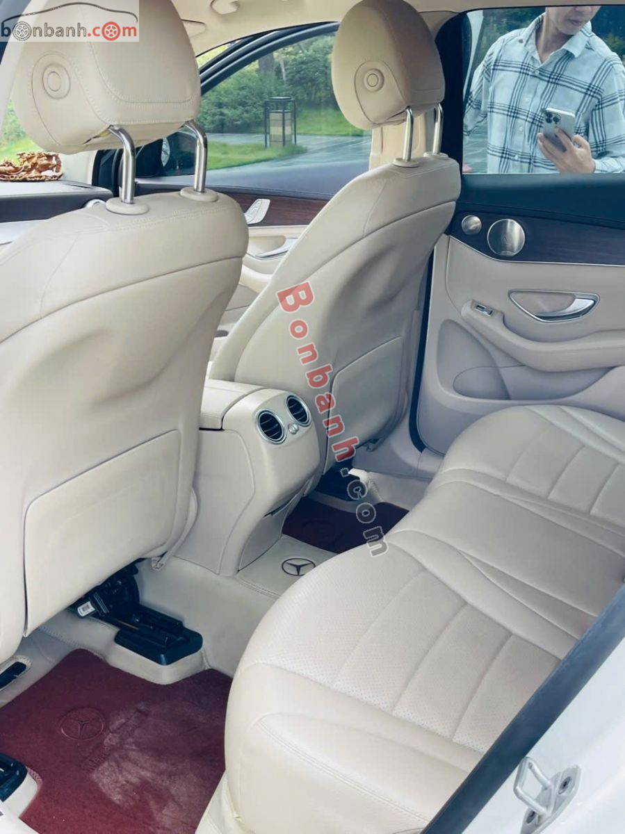 Bán ô tô Mercedes Benz GLC 200 4Matic - 2022 - xe cũ