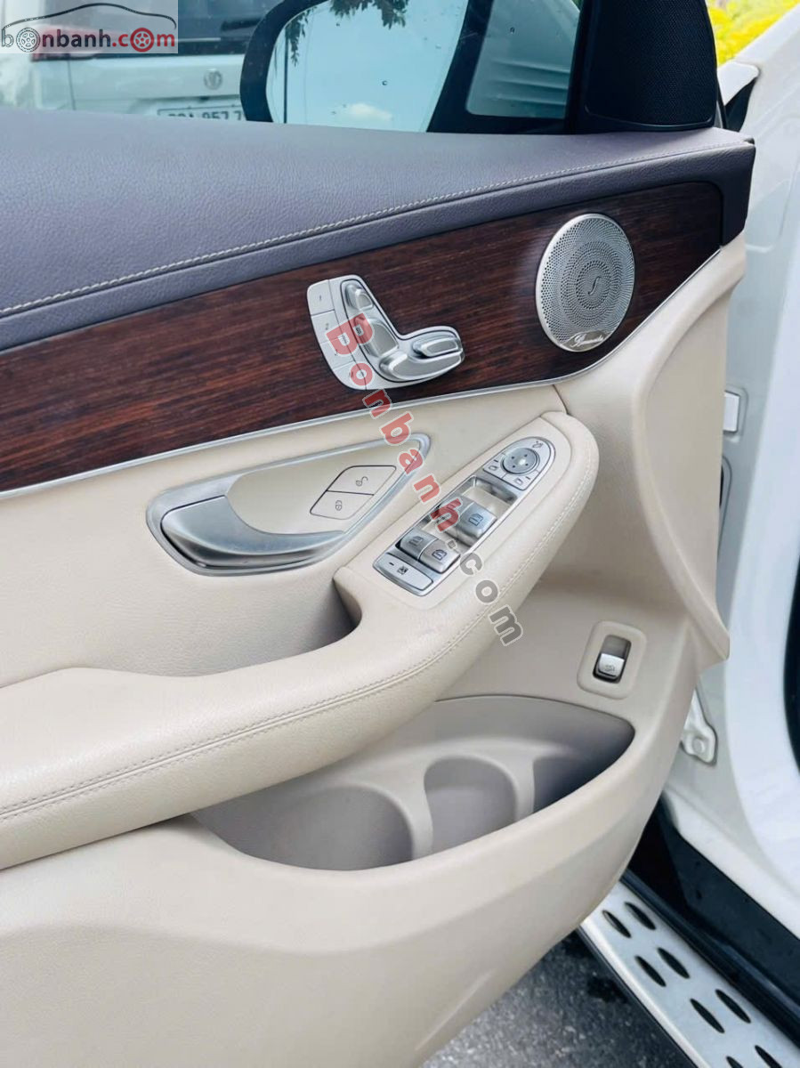 Bán ô tô Mercedes Benz GLC 200 4Matic - 2022 - xe cũ