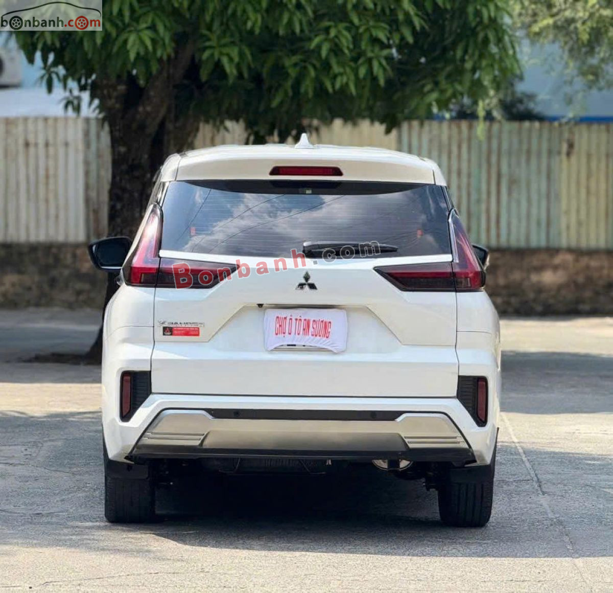 Bán ô tô Mitsubishi Xpander Premium 1.5 AT - 2023 - xe cũ