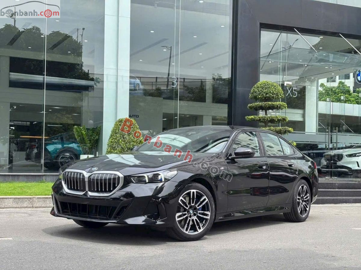 Bán ô tô BMW 5 Series 530i M Sport - 2026 - xe mới