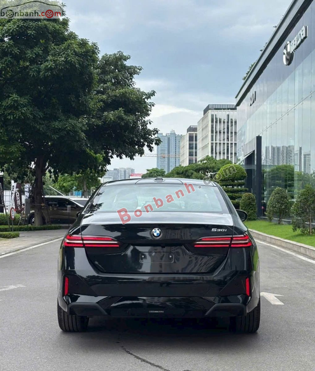 Bán ô tô BMW 5 Series 530i M Sport - 2026 - xe mới
