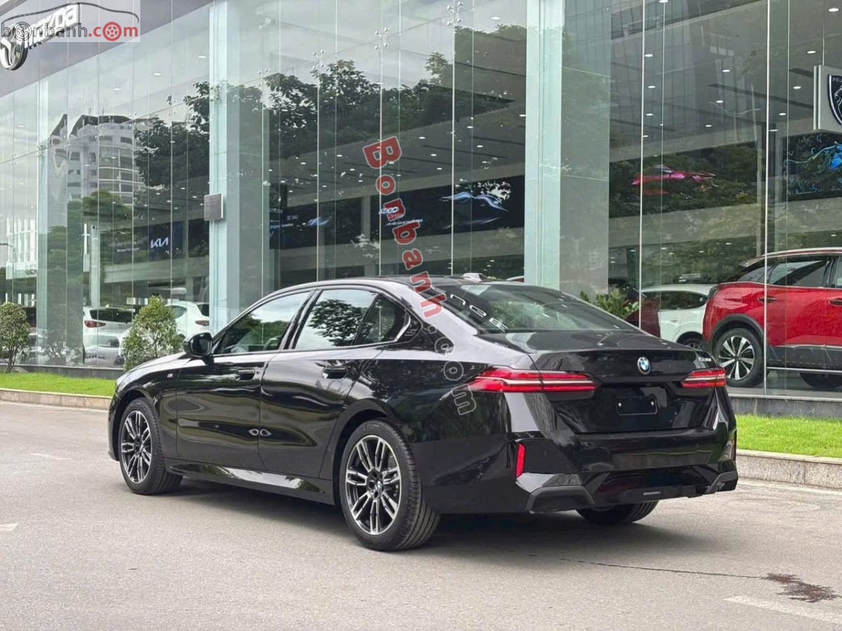 Bán ô tô BMW 5 Series 530i M Sport - 2026 - xe mới