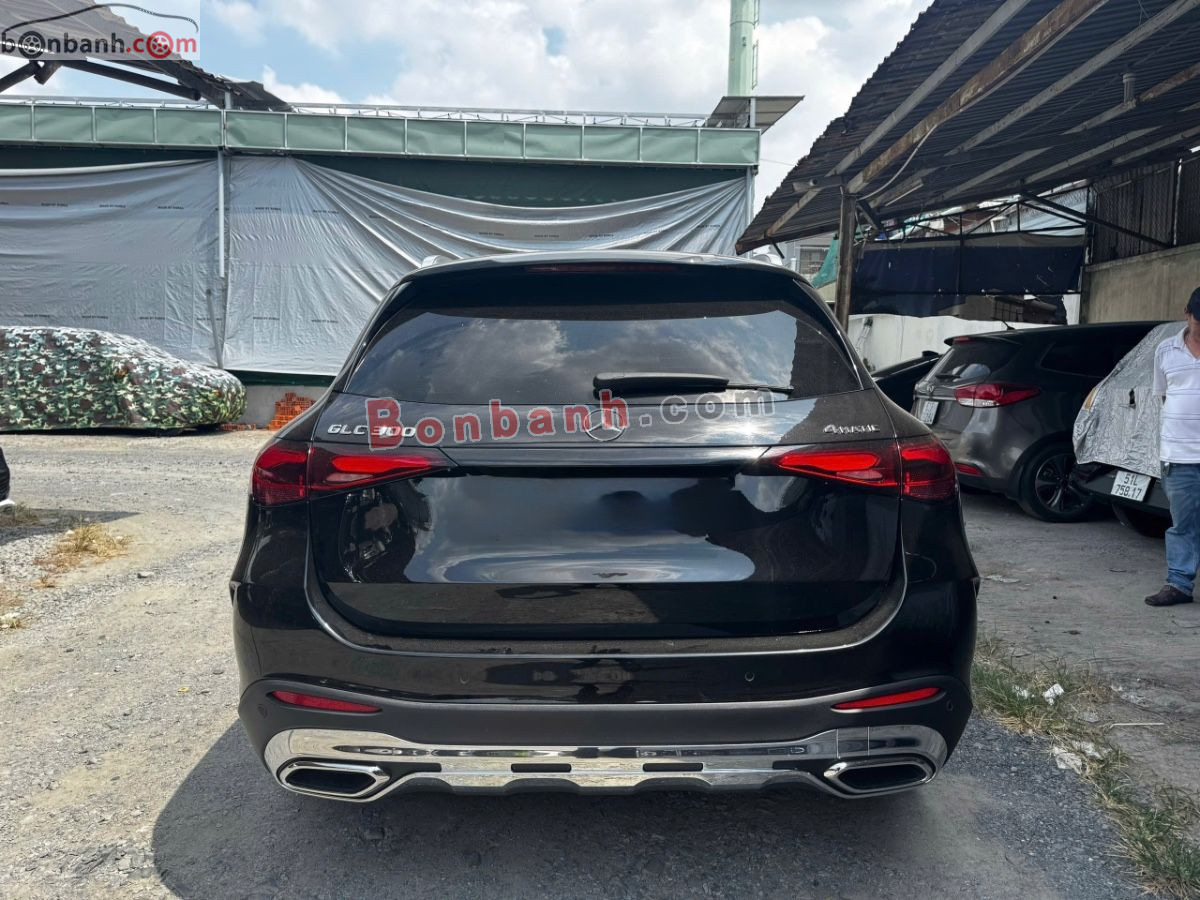 Bán ô tô Mercedes Benz GLC 300 4Matic - 2023 - xe cũ
