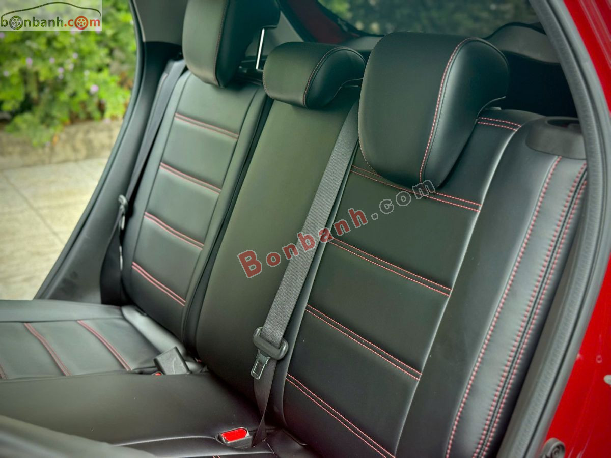 Bán ô tô Suzuki Swift GLX 1.2 AT - 2022 - xe cũ